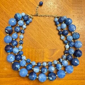 Vintage Faceted Blue Teal Graduated Lucite Acrylic Beads Triple Strand Necklace
